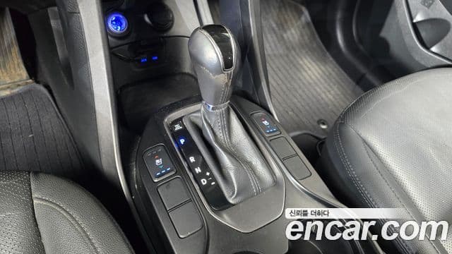 Hyundai Santa Fe DM Premium, 2015 9