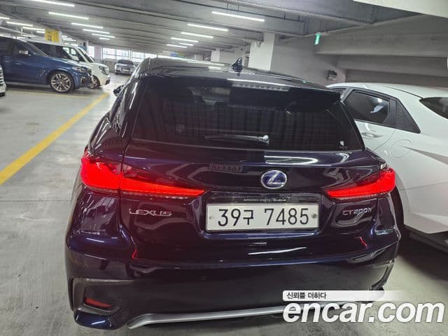 Lexus CT200h ZWA10, 2018 19