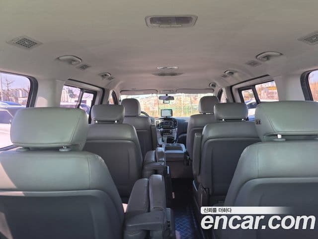 Hyundai The / новый New Grand Starex Modern, 2019 10