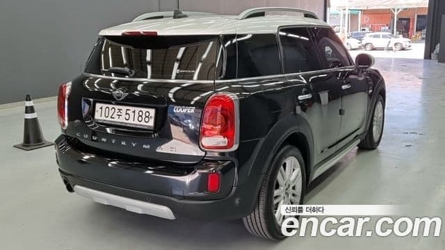 Mini Cooper Countryman 2세대, 2019 2