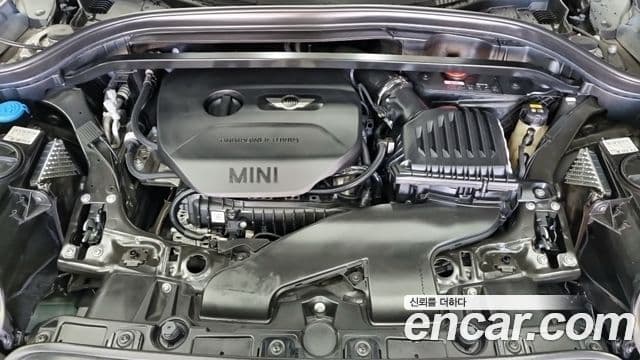 Mini Cooper Countryman 2세대, 2019 все фото