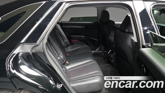 Hyundai Grandeur (GN7) Exclusive, 2023 12