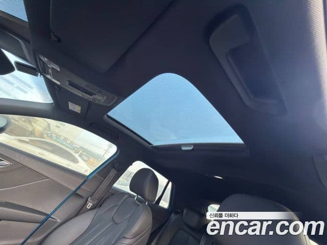 Audi Q2 Premium, 2023 все фото