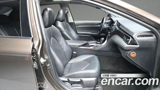 Toyota 캠리 (XV70), 2019 11