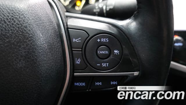 Toyota 캠리 (XV70), 2019 18