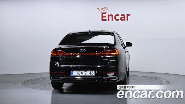 Kia K7 Premier гибрид Noblesse, 2021 4