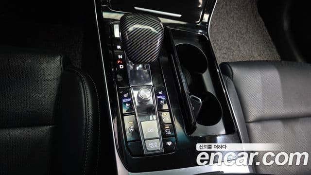 Kia K7 Premier гибрид Noblesse, 2021 9