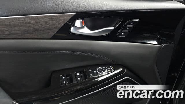 Kia K7 Premier гибрид Noblesse, 2021 17