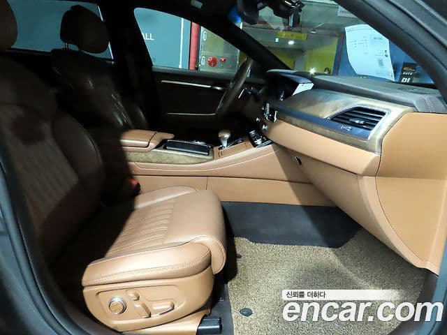Genesis G90 Premium Luxury, 2020 8