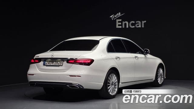 Mercedes-Benz E-класс W213 Exclusive, 2022 2