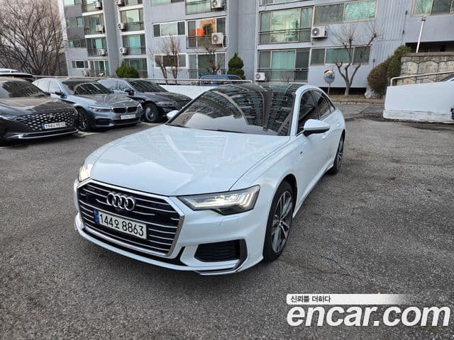 Audi A6 (C8) Premium, 2023 1