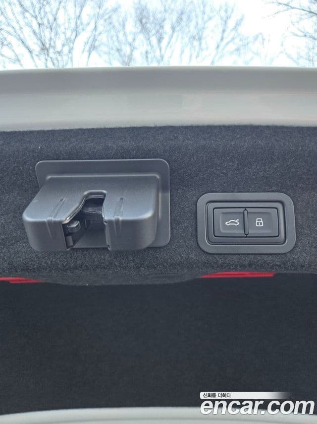 Audi A6 (C8) Premium, 2023 4