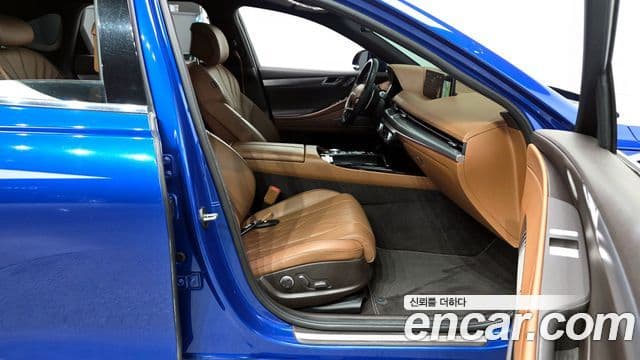 Genesis G80 (RG3) бензин 2.5 турбо 2WD, 2022 11