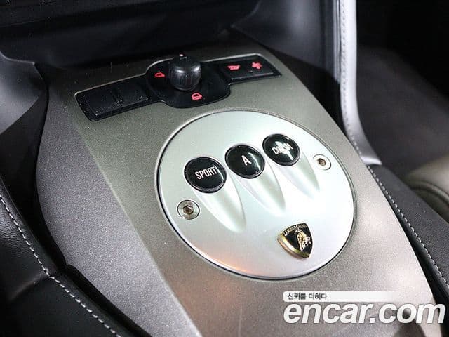 Lamborghini 가야르도 LP550-2, 2012 10
