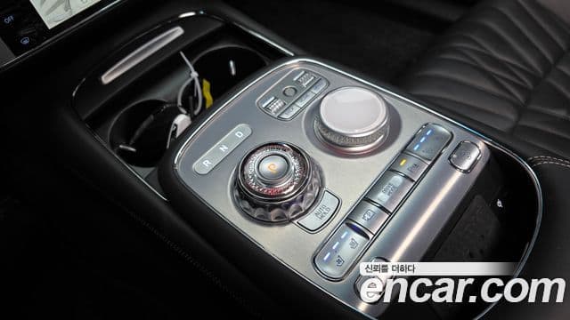 Genesis G90 (RS4) бензин 3.5 турбо AWD, 2023 9