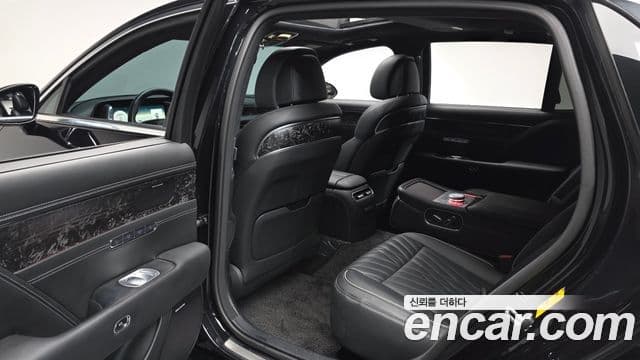 Genesis G90 (RS4) бензин 3.5 турбо AWD, 2023 11