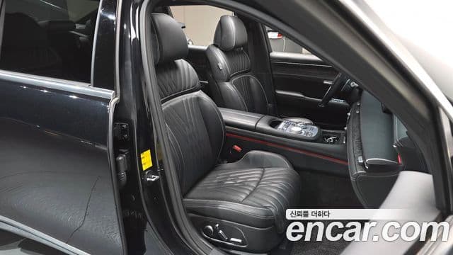 Genesis G90 (RS4) бензин 3.5 турбо AWD, 2023 12