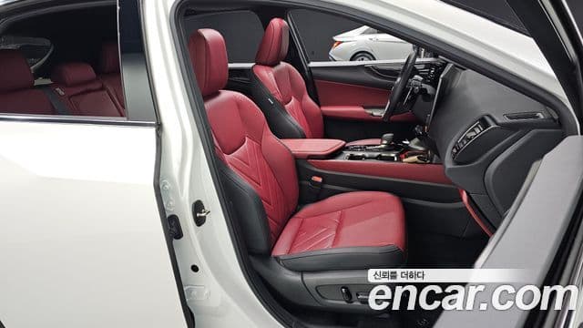 Lexus NX350h 2세대 Premium, 2025 10