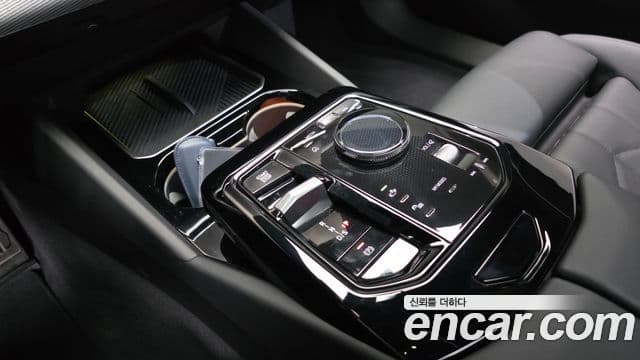 BMW 5시리즈 (G60) 520i M Sport, 2025 9