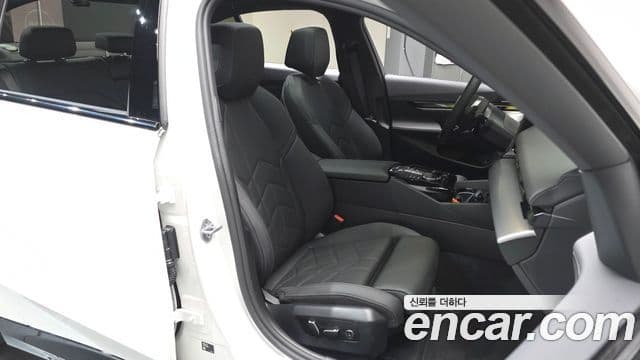 BMW 5시리즈 (G60) 520i M Sport, 2025 12