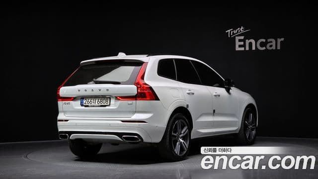 Volvo XC60 2세대 T8 R-Design, 2021 2