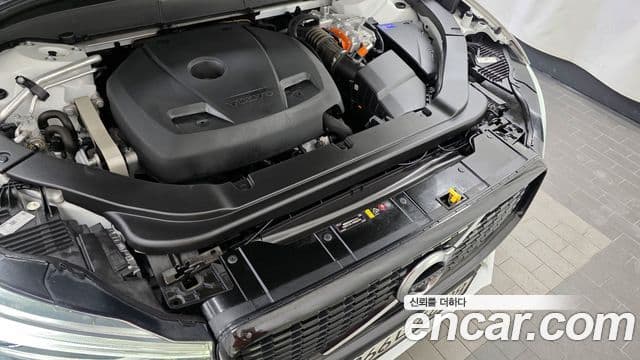 Volvo XC60 2세대 T8 R-Design, 2021 6