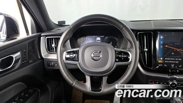 Volvo XC60 2세대 T8 R-Design, 2021 13