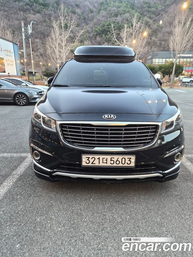 Kia All New Carnival Prestige, 2017 1