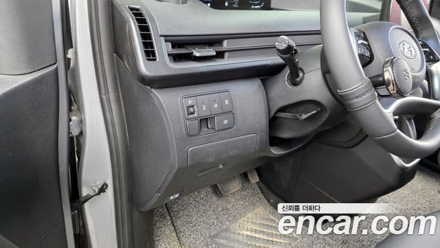 Hyundai Staria Modern, 2023 7