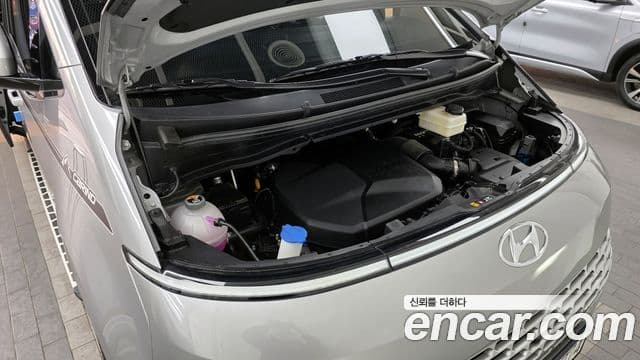 Hyundai Staria Modern, 2023 19