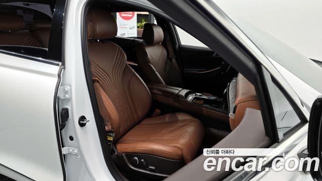 Genesis G80 (RG3) бензин 2.5 турбо 2WD, 2021 10