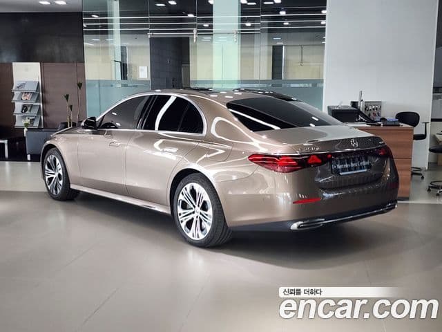 Mercedes-Benz E-класс W214, 2025 2