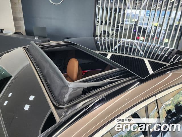 Mercedes-Benz E-класс W214, 2025 17