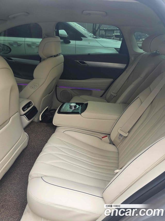 Genesis G80 (RG3) бензин 2.5 турбо AWD, 2026 10