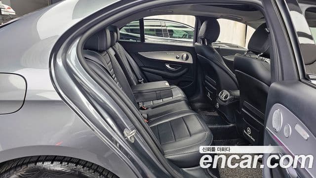 Mercedes-Benz E-класс W213 Avantgarde, 2017 12