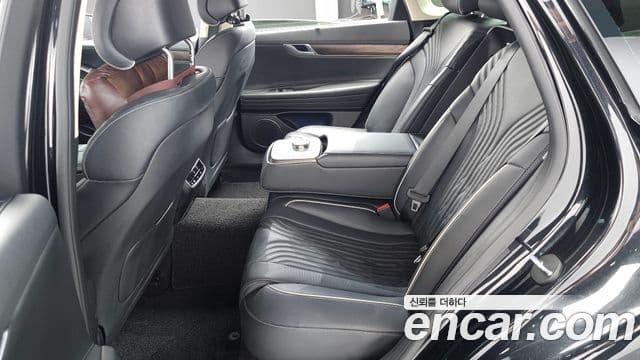 Genesis G80 (RG3) бензин 3.5 турбо AWD, 2023 12