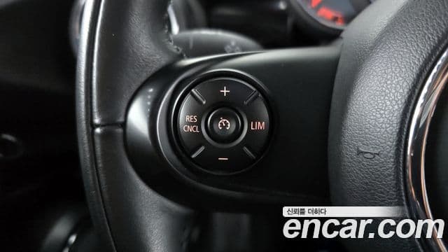 Mini Cooper 3세대, 2020 17