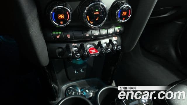 Mini Cooper 3세대, 2020 18