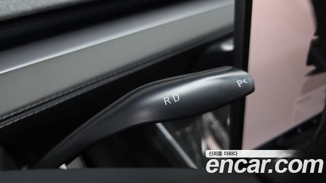 Tesla модель Y, 2025 9