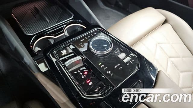 BMW 5시리즈 (G60) 520i M Sport, 2025 9