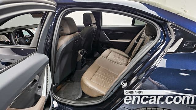 BMW 5시리즈 (G60) 520i M Sport, 2025 11