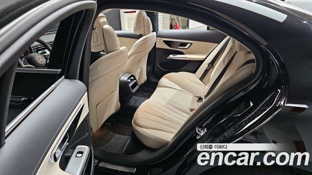 Mercedes-Benz E-класс W214 Avantgarde, 2025 11