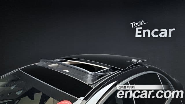 Mercedes-Benz E-класс W214 Avantgarde, 2025 18