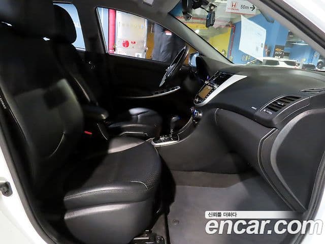 Hyundai Accent(новый кузов / новое поколение) Premium, 2014 8