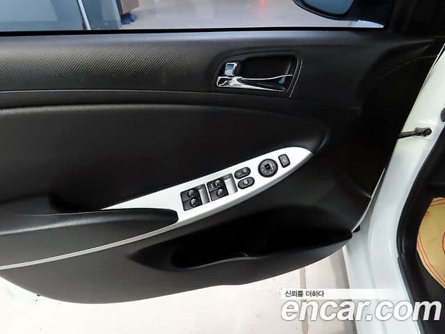 Hyundai Accent(новый кузов / новое поколение) Premium, 2014 14