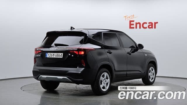 Kia Seltos Trendy, 2023 2