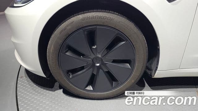 Tesla модель 3 Long Range AWD, 2024 все фото