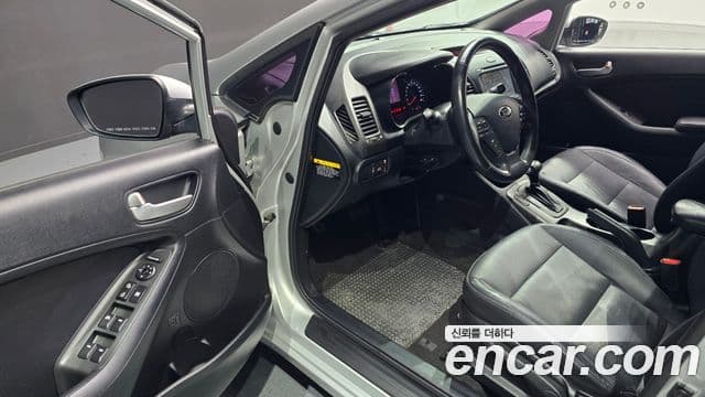 Kia K3 Trendy, 2014 11