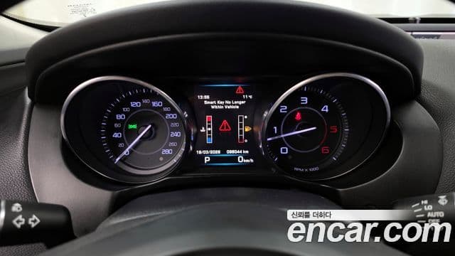 Jaguar XE Prestige, 2016 8