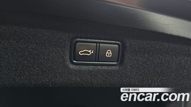 Genesis G90 Luxury, 2019 20